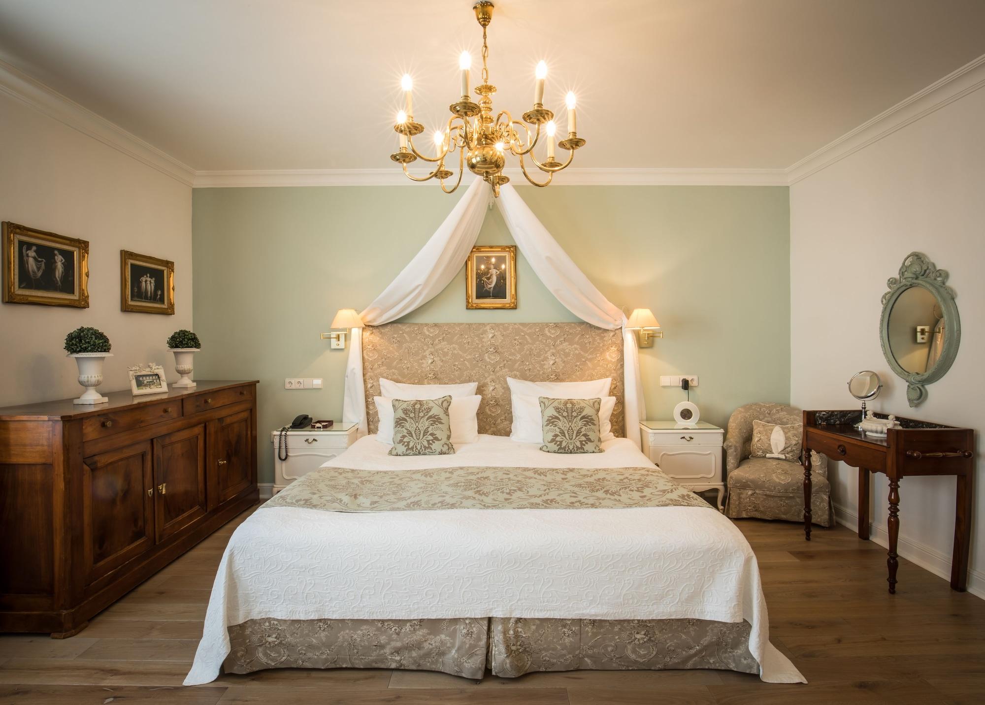 Hotel Belle Epoque Баден-Баден Екстериор снимка