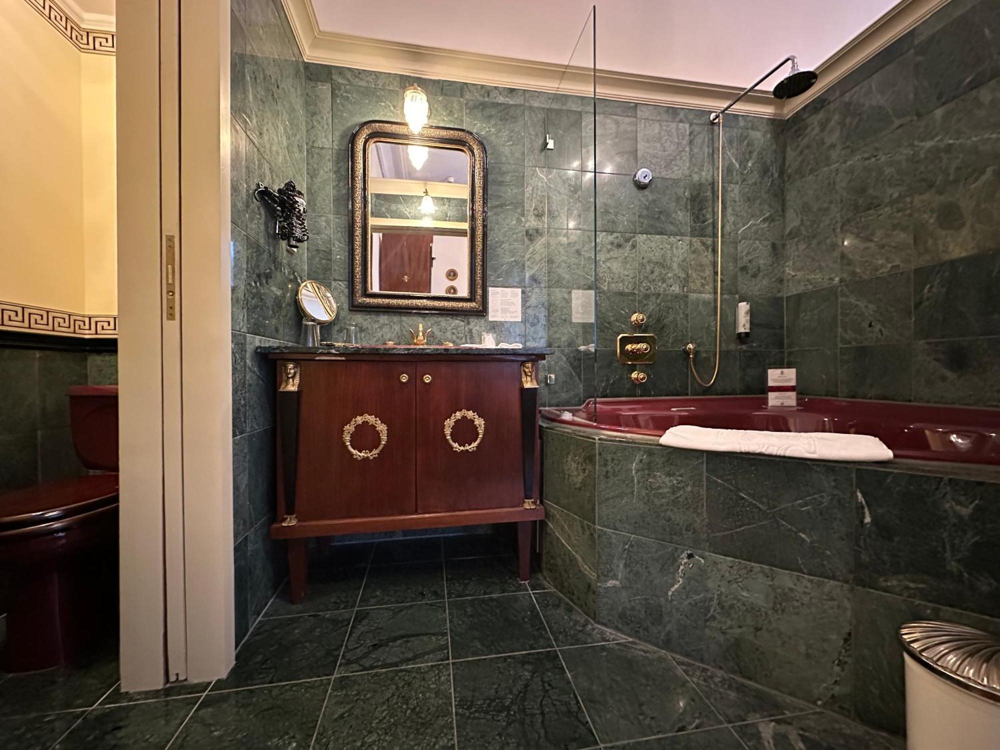 Hotel Belle Epoque Баден-Баден Екстериор снимка